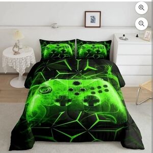 Queen Gamer Comforter